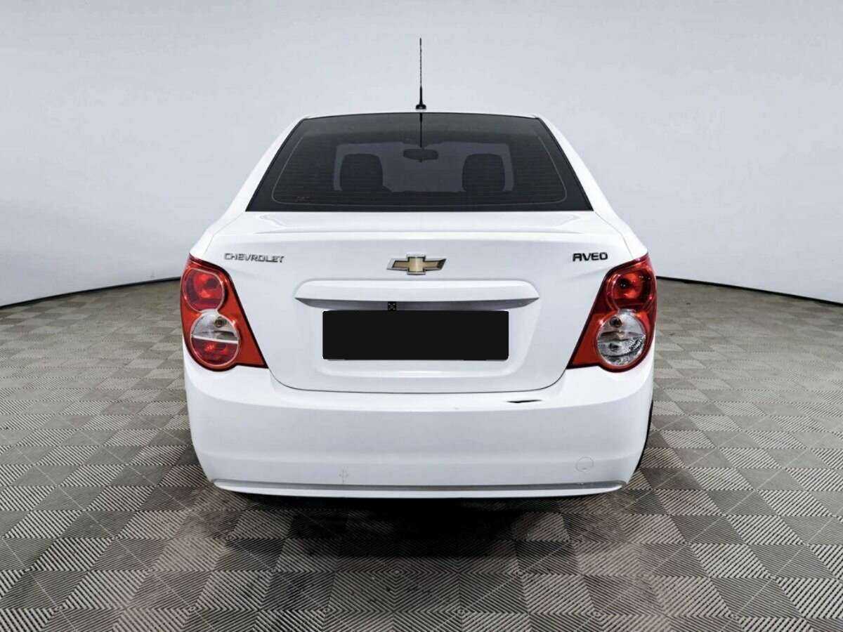 Купить Chevrolet Aveo с пробегом. Фото: #5