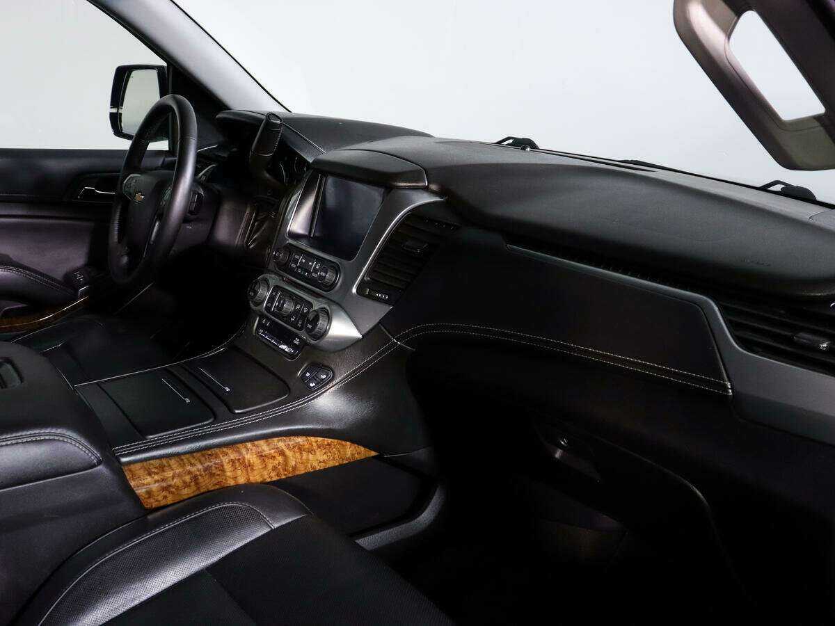 Купить Chevrolet Tahoe с пробегом. Фото: #8