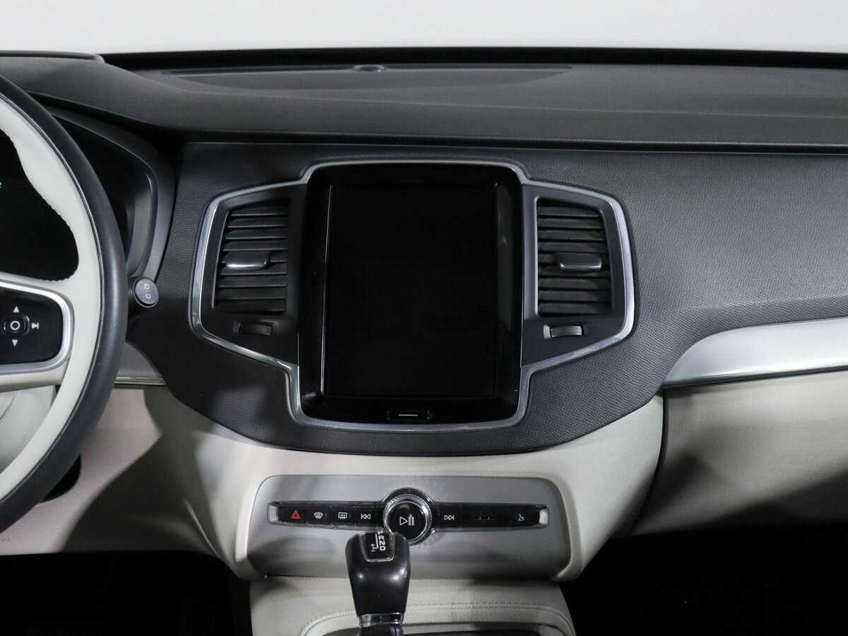Купить Volvo XC90 с пробегом. Фото: #9