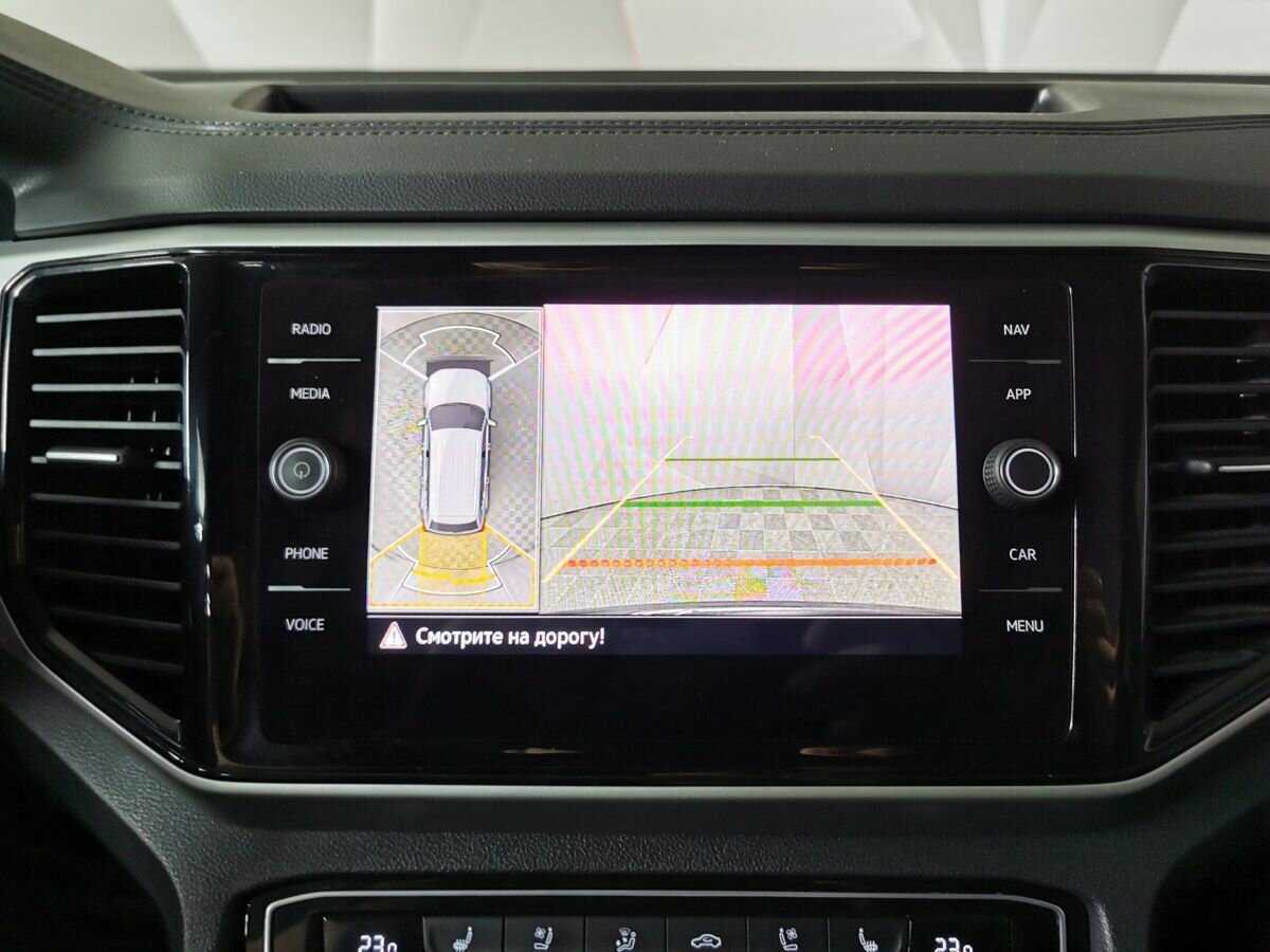 Купить Volkswagen Teramont с пробегом. Фото: #15