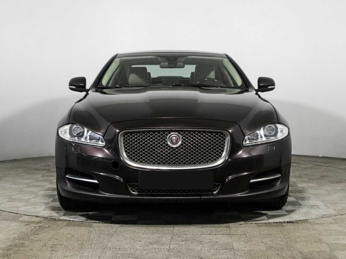 Купить Jaguar XJ с пробегом. Фото: #1