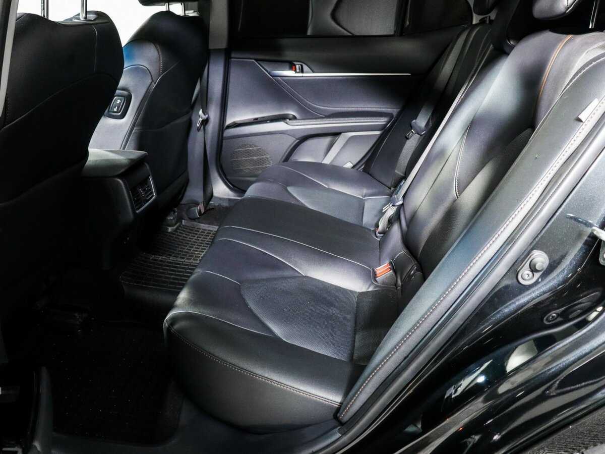 Купить Toyota Camry с пробегом. Фото: #9