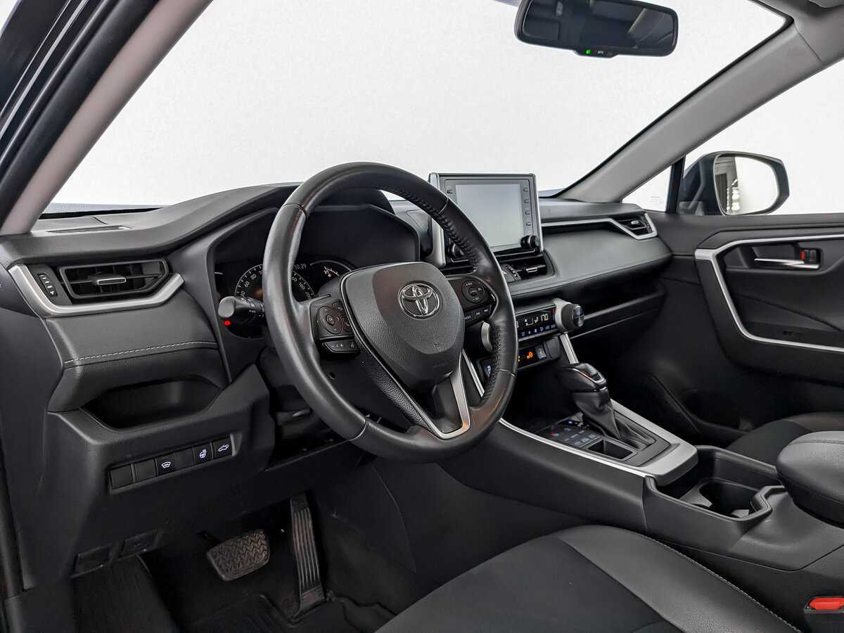 Купить Toyota RAV4 с пробегом. Фото: #13