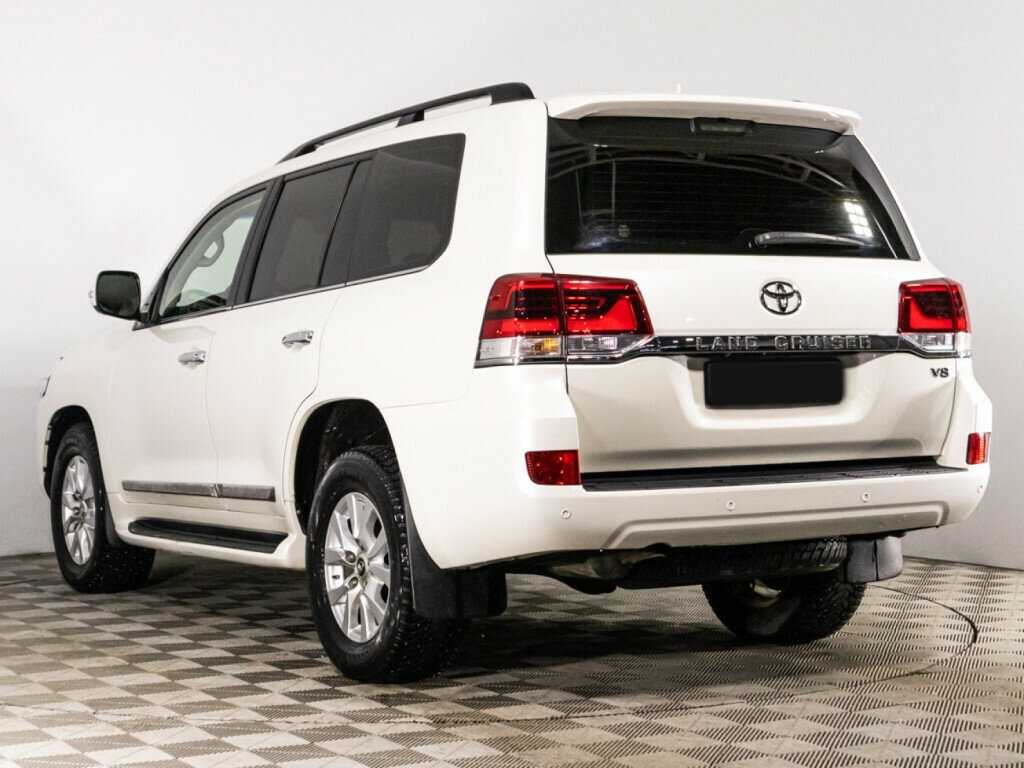 Купить Toyota Land Cruiser с пробегом. Фото: #5