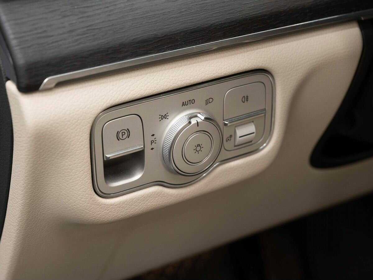 Купить Mercedes-Benz GLE с пробегом. Фото: #24