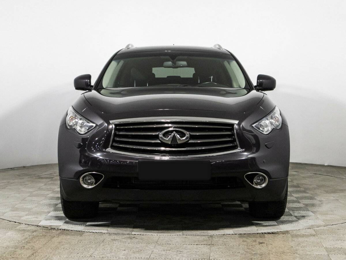 Купить Infiniti QX70 с пробегом. Фото: #1