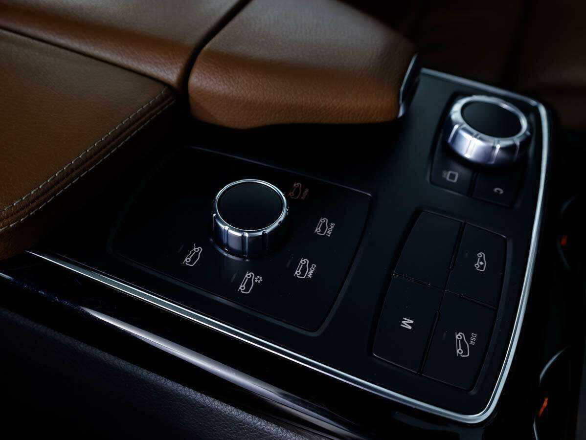 Купить Mercedes-Benz GLS с пробегом. Фото: #24