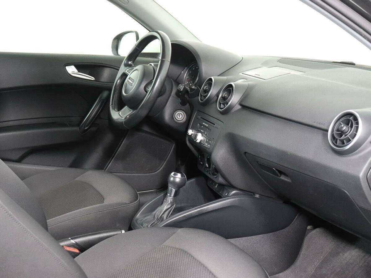 Купить Audi A1 с пробегом. Фото: #6