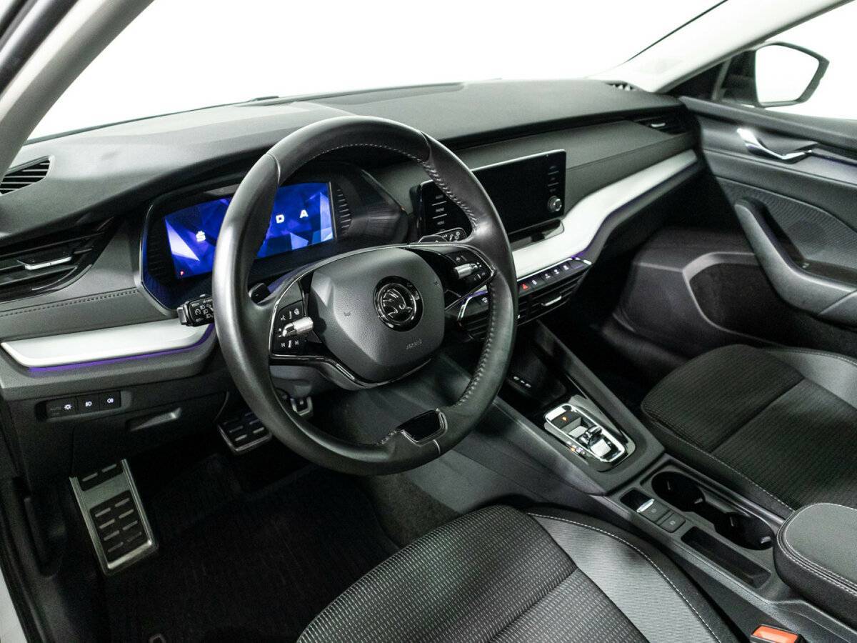 Купить Skoda Octavia с пробегом. Фото: #10