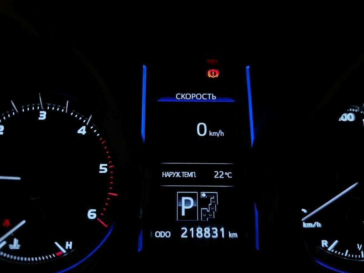Купить Toyota Land Cruiser Prado с пробегом. Фото: #14