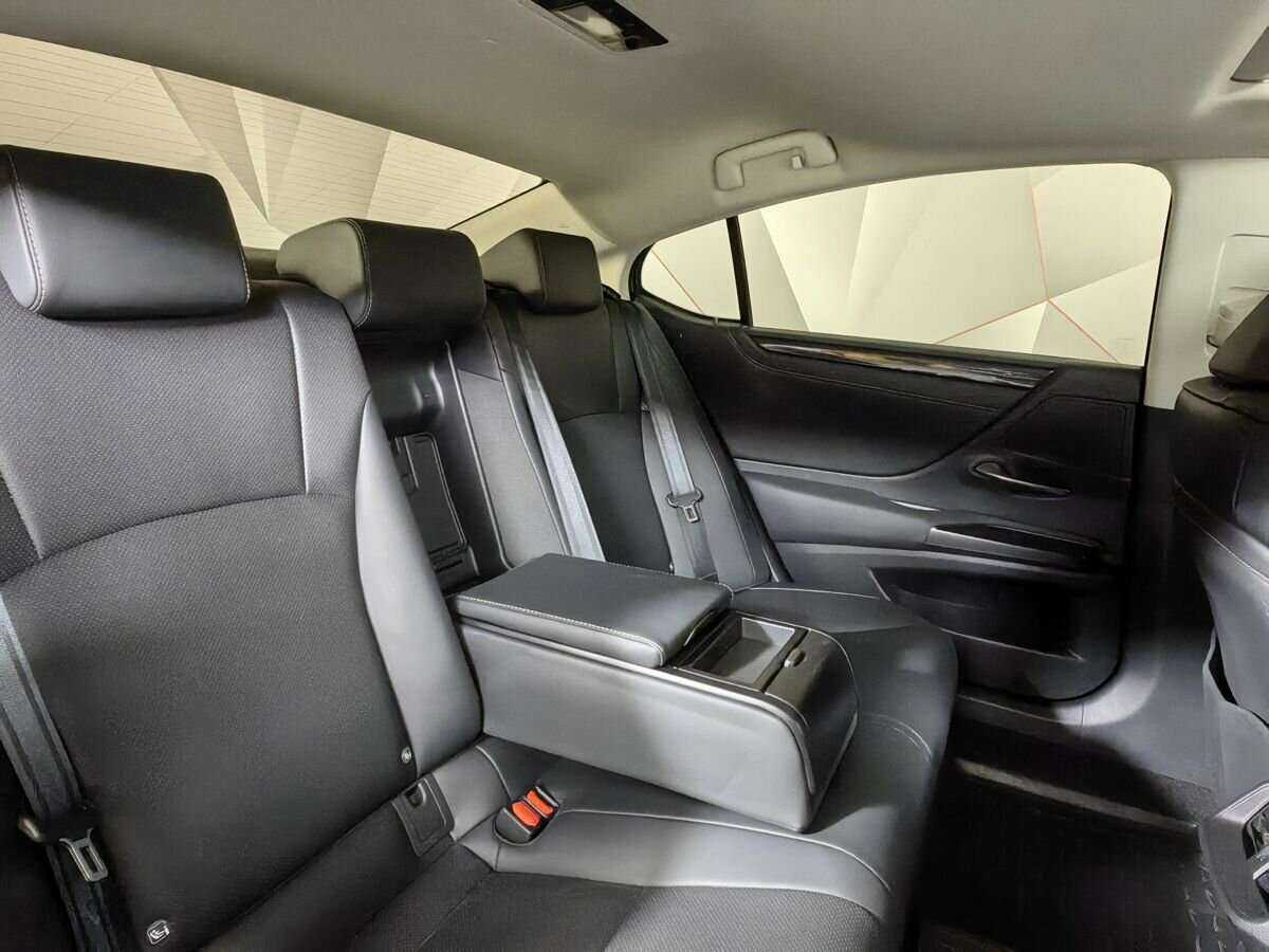 Купить Lexus ES с пробегом. Фото: #11