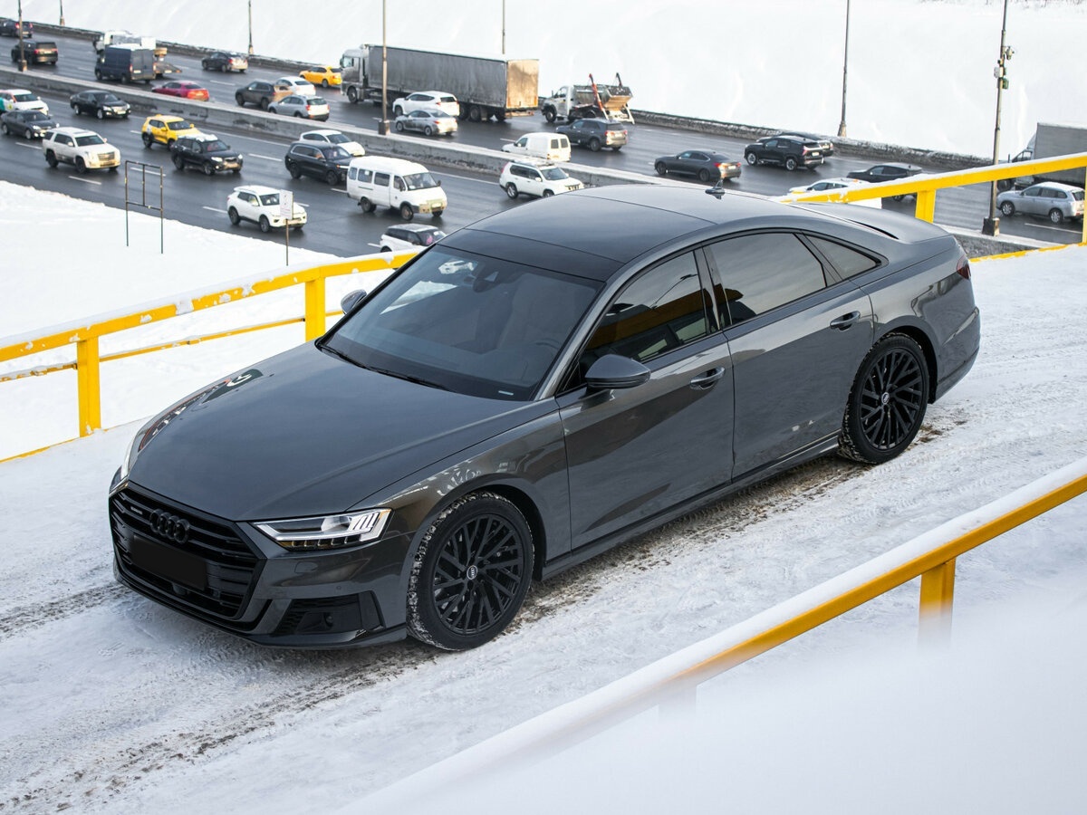 Купить Audi A8 с пробегом. Фото: #2