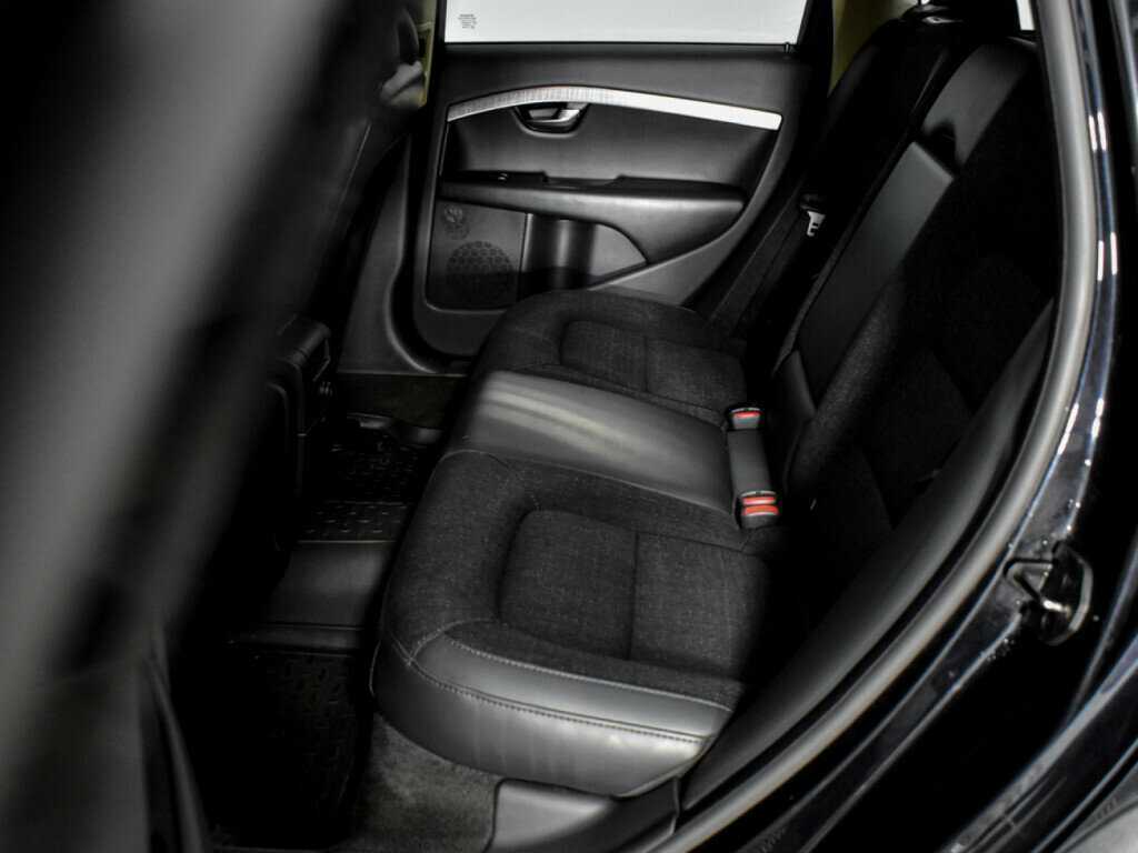 Купить Volvo XC70 с пробегом. Фото: #10