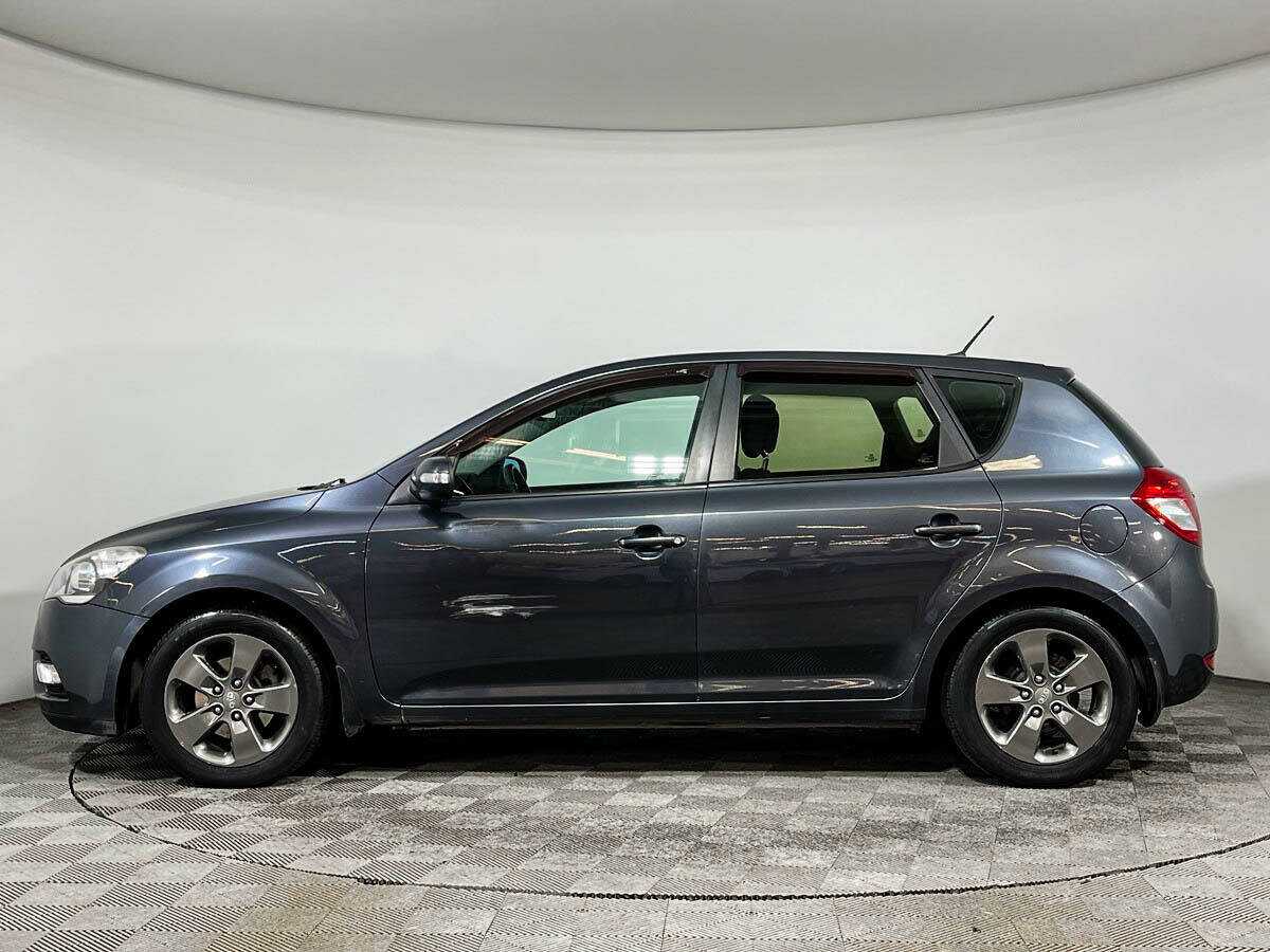 Купить Kia Ceed с пробегом. Фото: #7