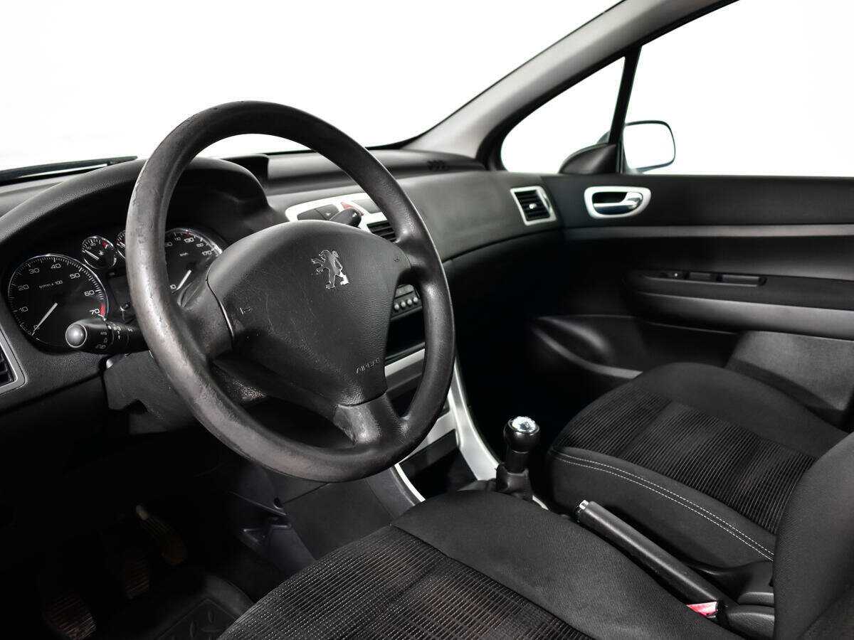 Купить Peugeot 307 с пробегом. Фото: #12