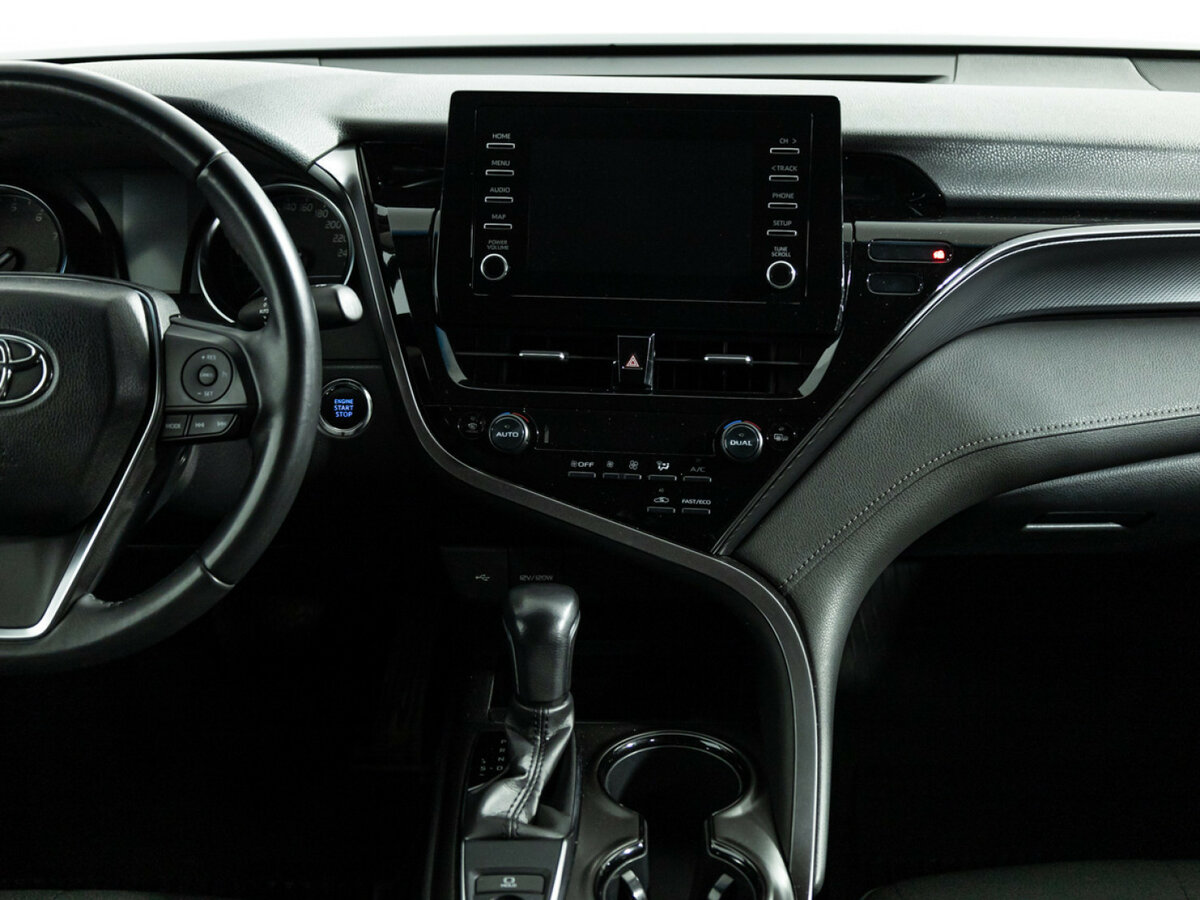 Купить Toyota Camry с пробегом. Фото: #12