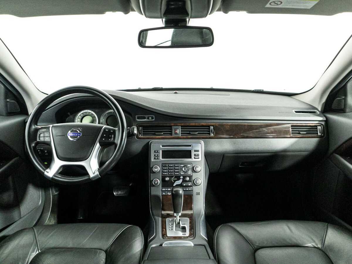 Купить Volvo XC70 с пробегом. Фото: #12
