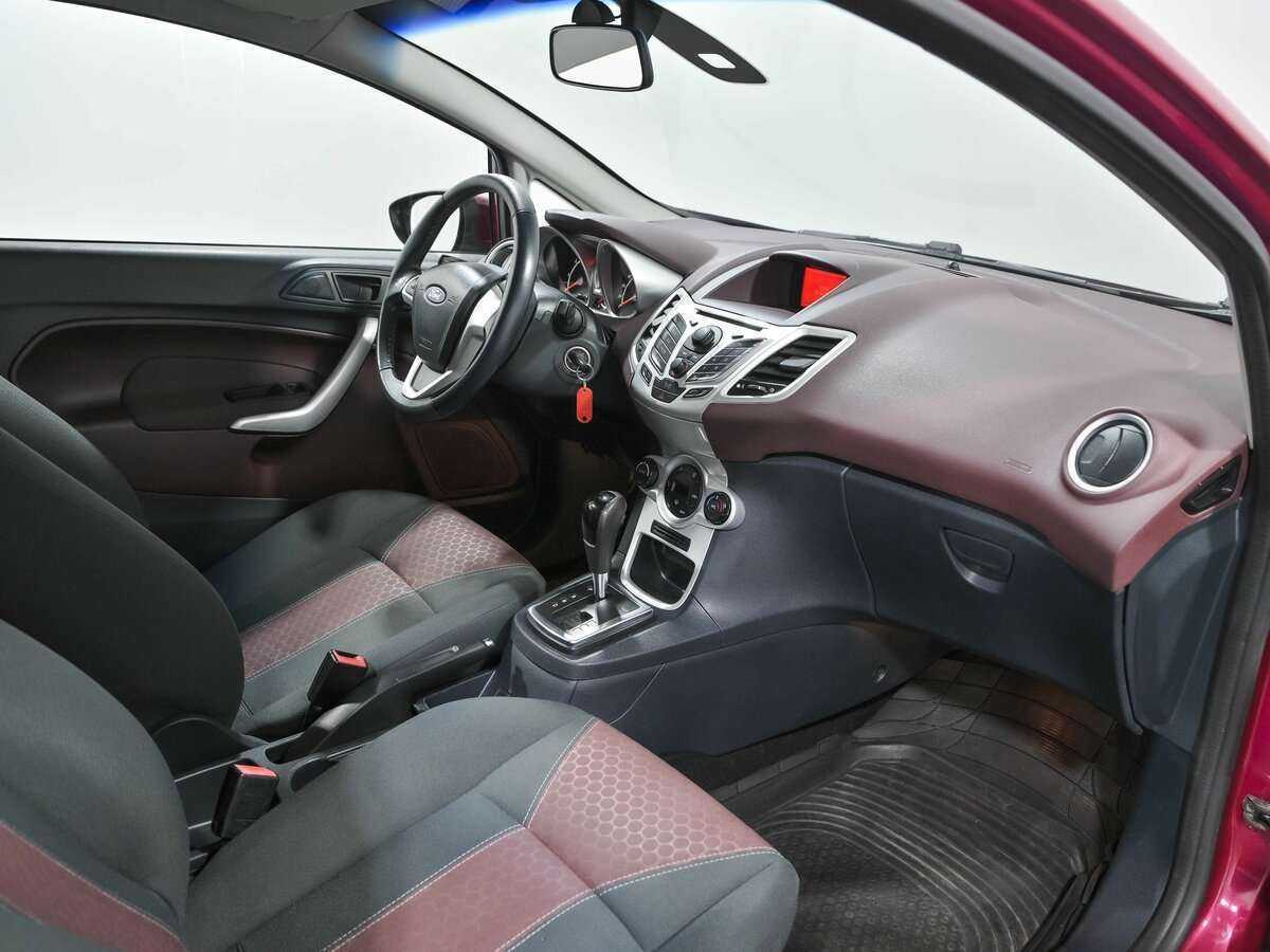 Купить Ford Fiesta с пробегом. Фото: #13