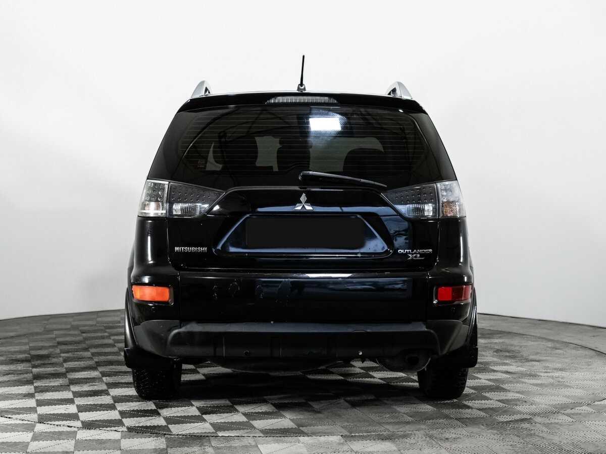Купить Mitsubishi Outlander с пробегом. Фото: #4