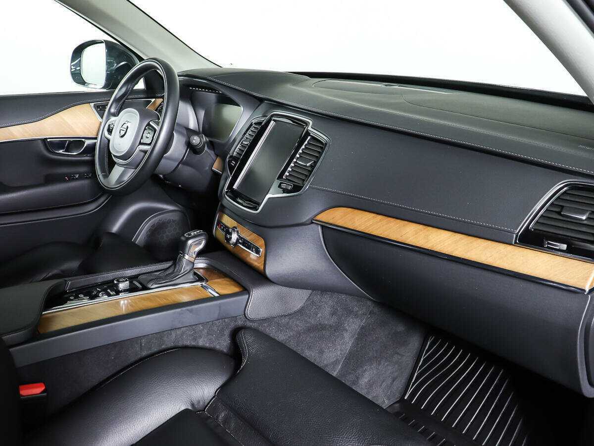Купить Volvo XC90 с пробегом. Фото: #7