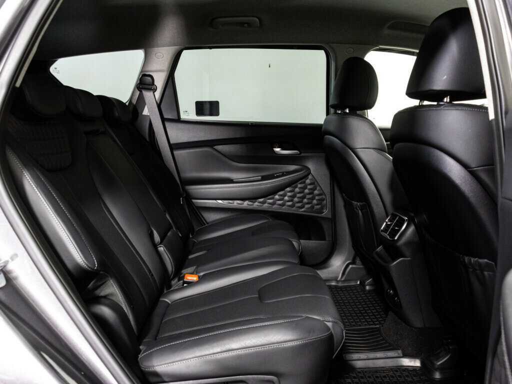 Купить Hyundai Santa Fe с пробегом. Фото: #19