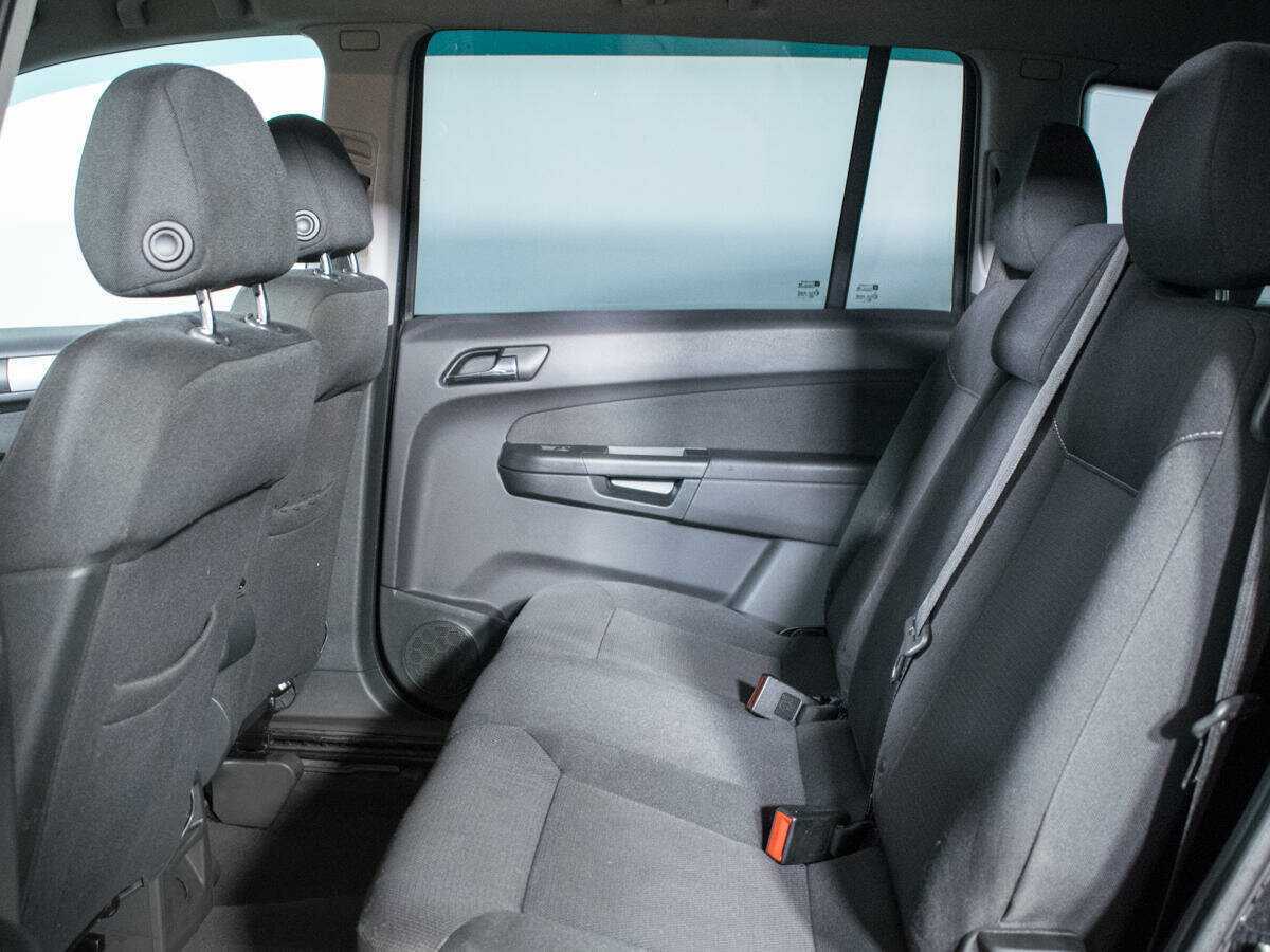 Купить Opel Zafira с пробегом. Фото: #9