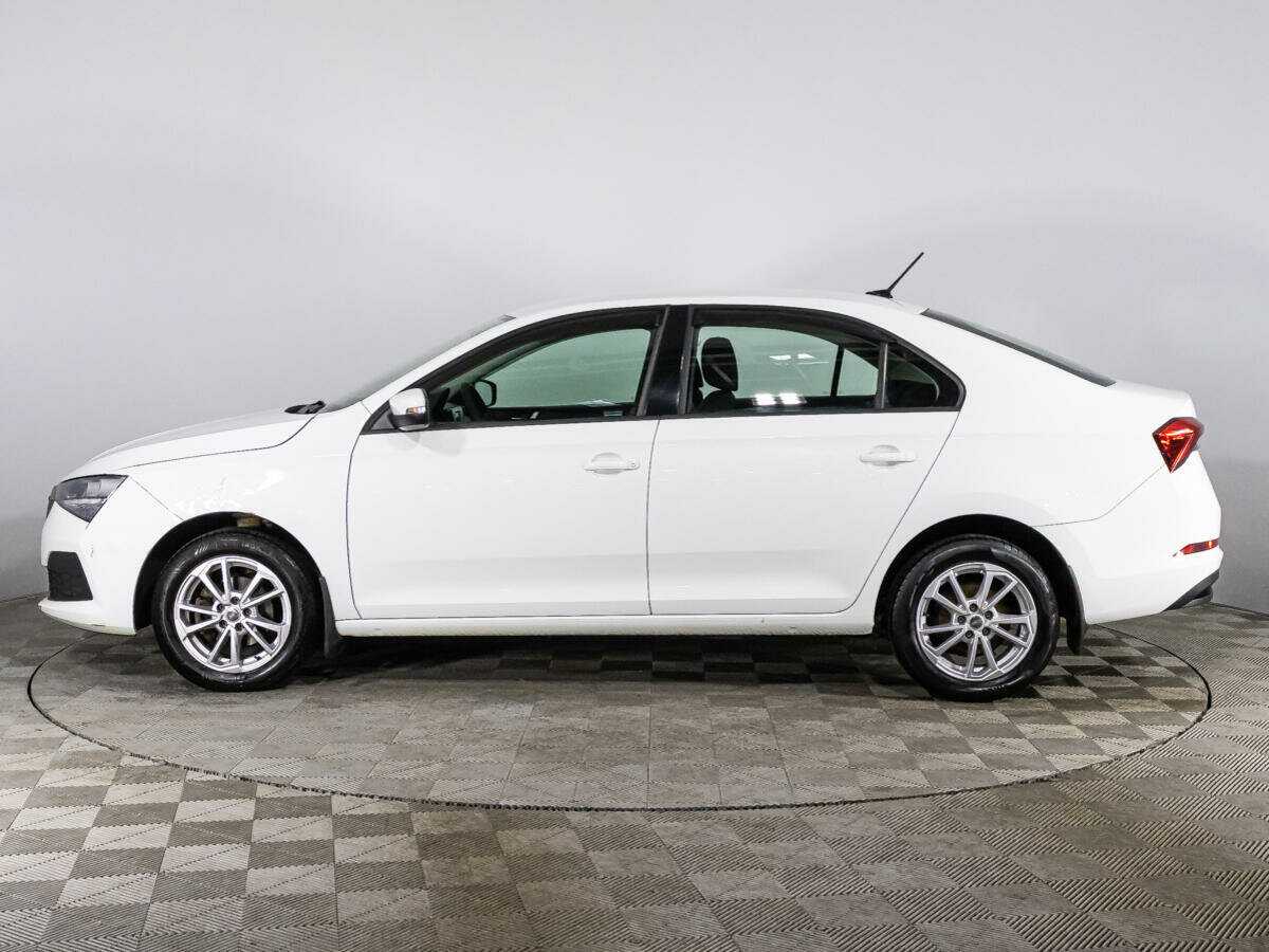 Купить Skoda Rapid с пробегом. Фото: #7