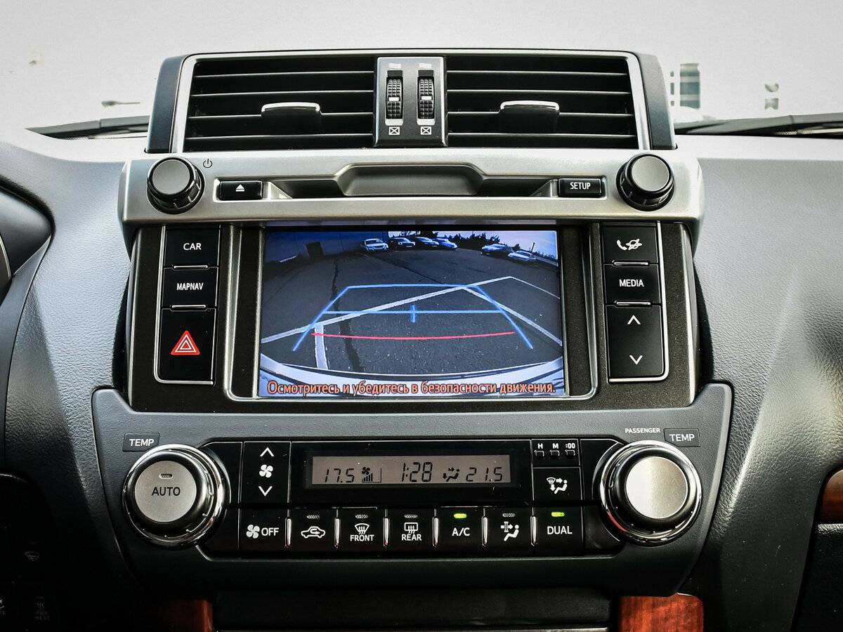 Купить Toyota Land Cruiser Prado с пробегом. Фото: #24
