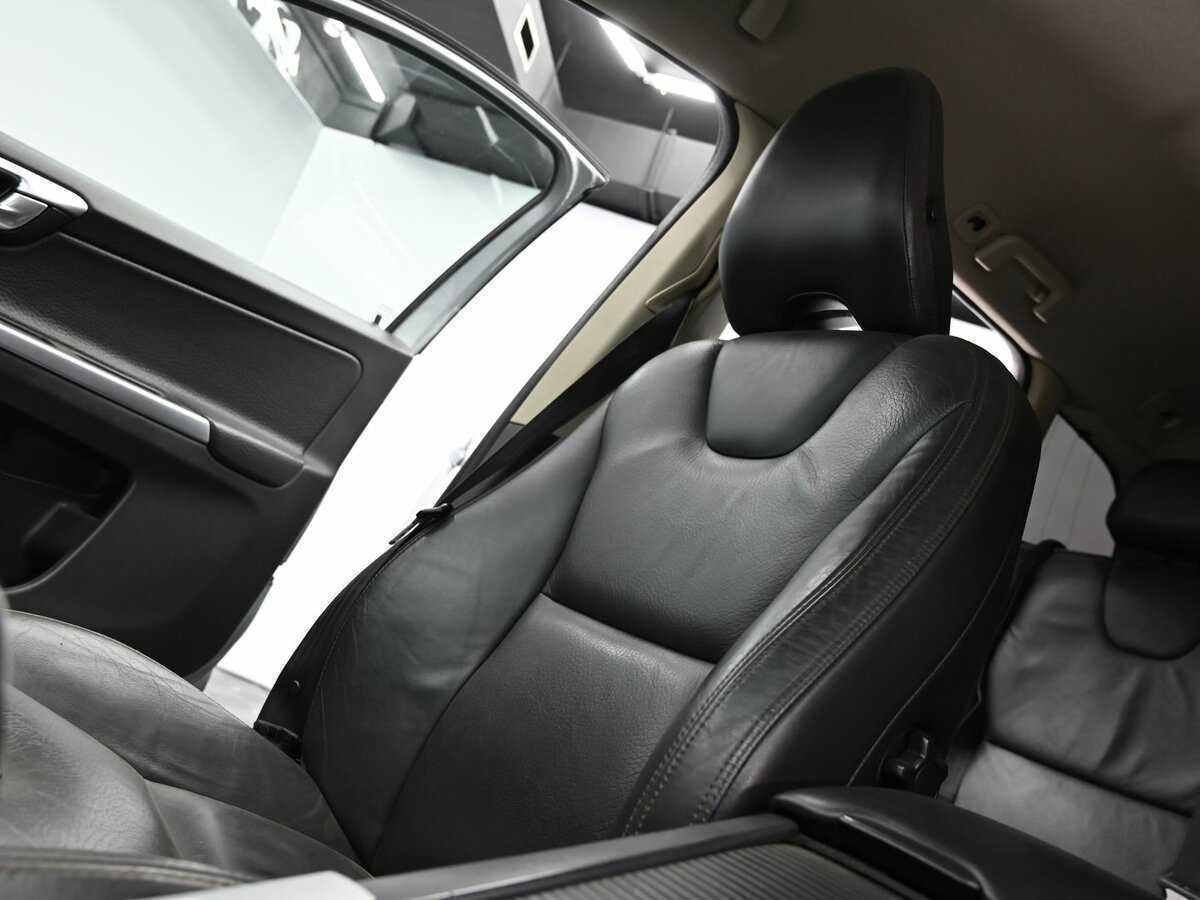 Купить Volvo XC60 с пробегом. Фото: #8