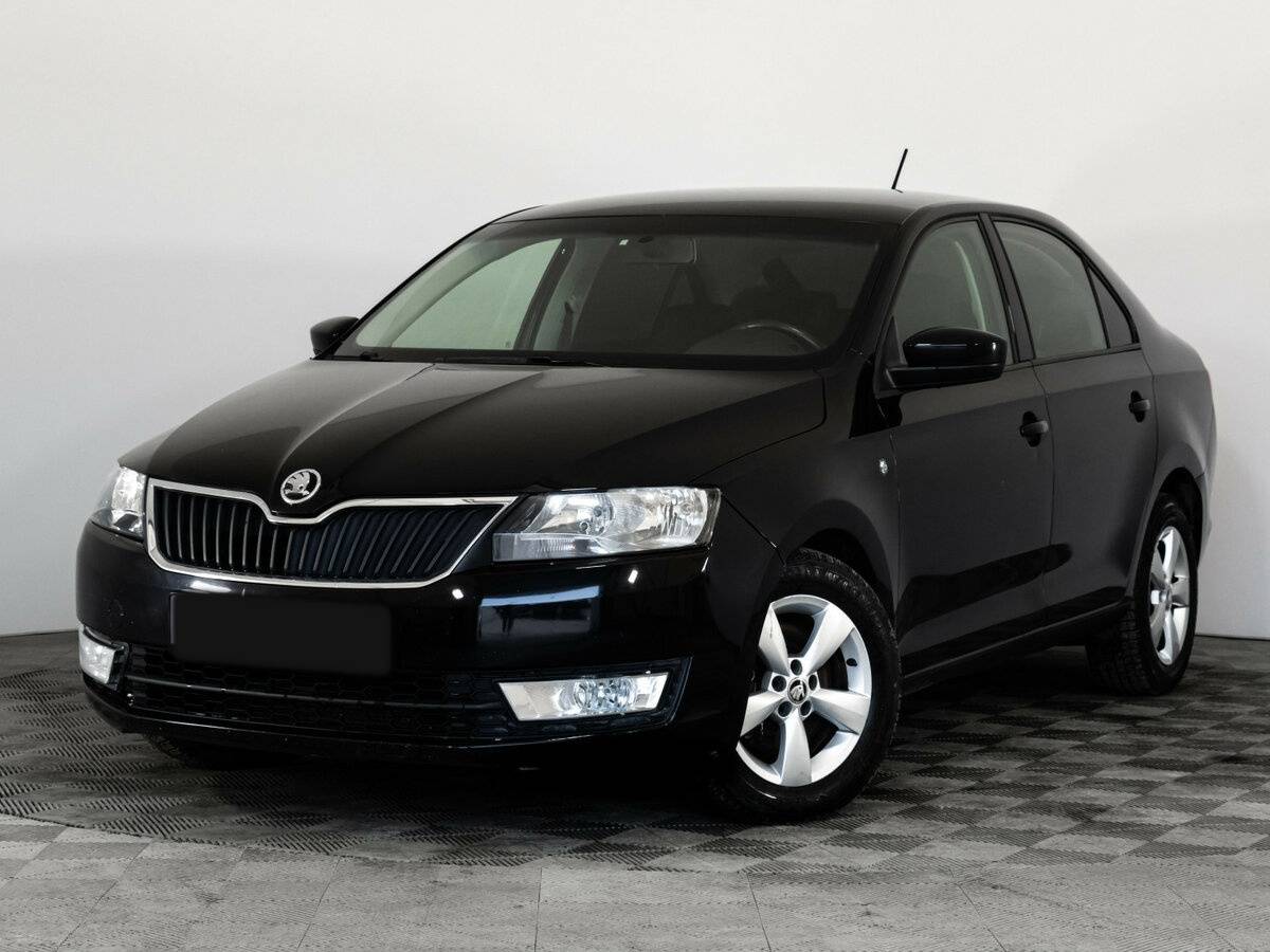 Купить Skoda Rapid с пробегом. Посмотреть фото