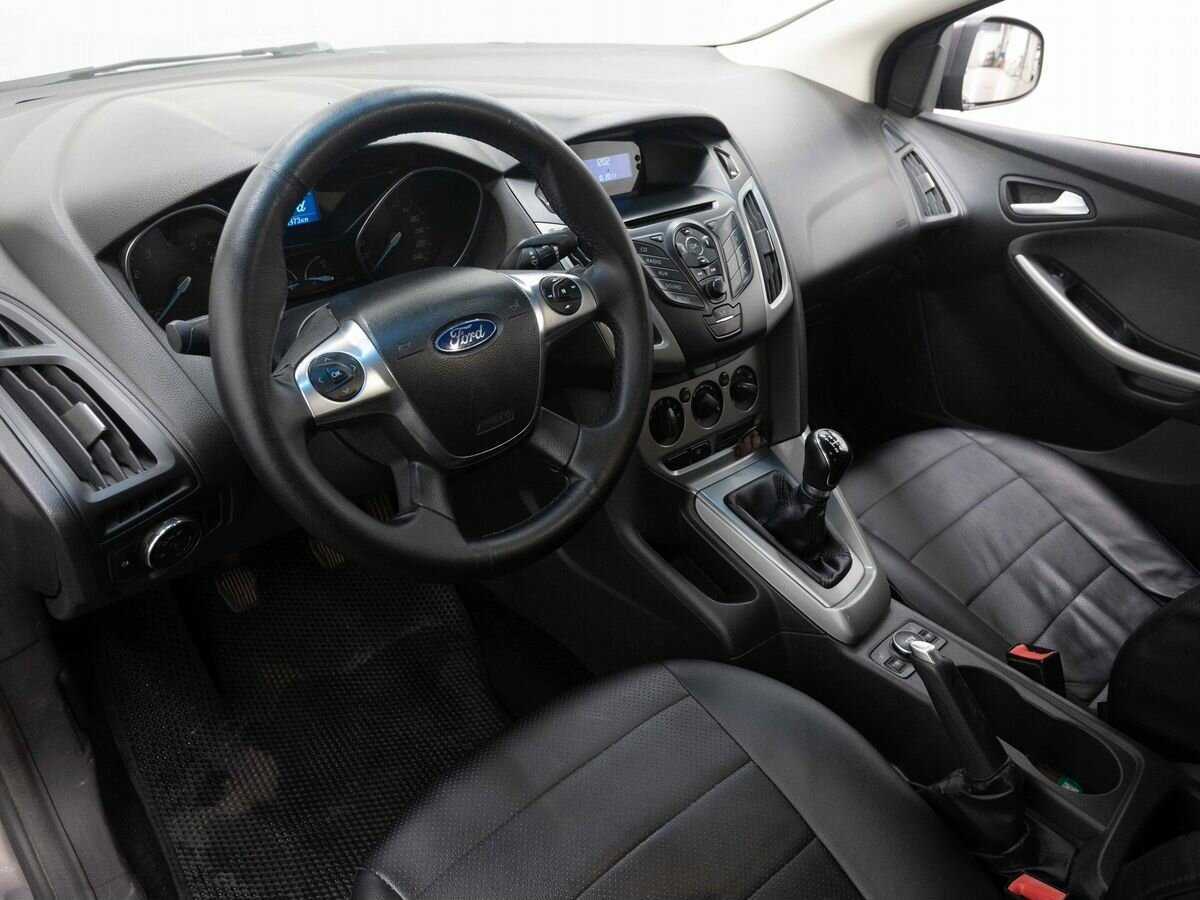 Купить Ford Focus с пробегом. Фото: #8