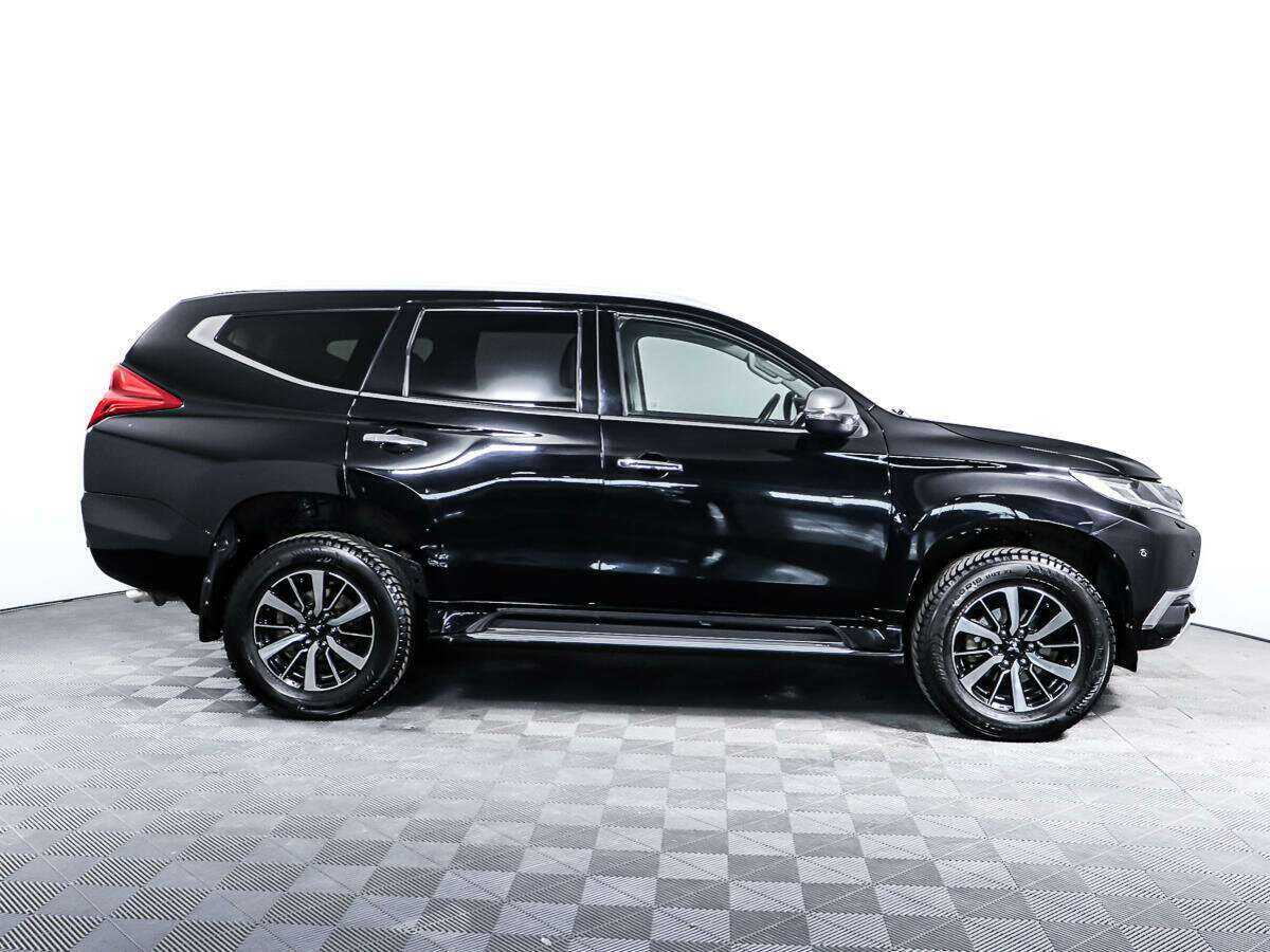 Купить Mitsubishi Pajero Sport с пробегом. Фото: #3