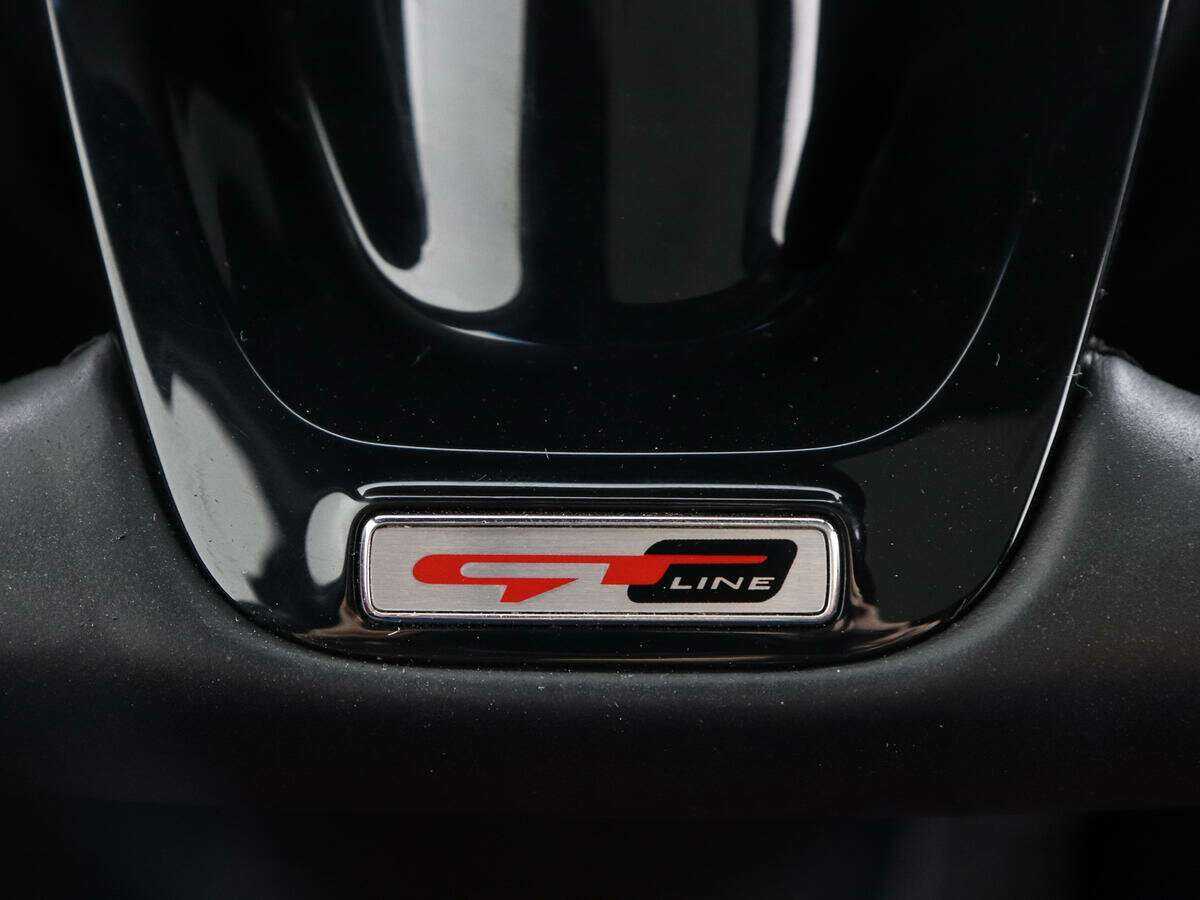 Купить Kia Stinger с пробегом. Фото: #14