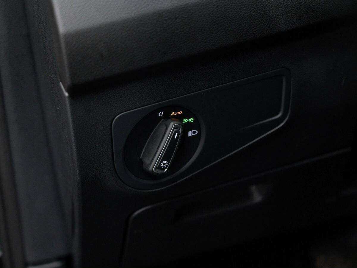 Купить Volkswagen Tiguan с пробегом. Фото: #26