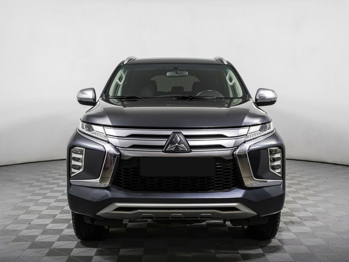 Купить Mitsubishi Montero Sport с пробегом. Фото: #1