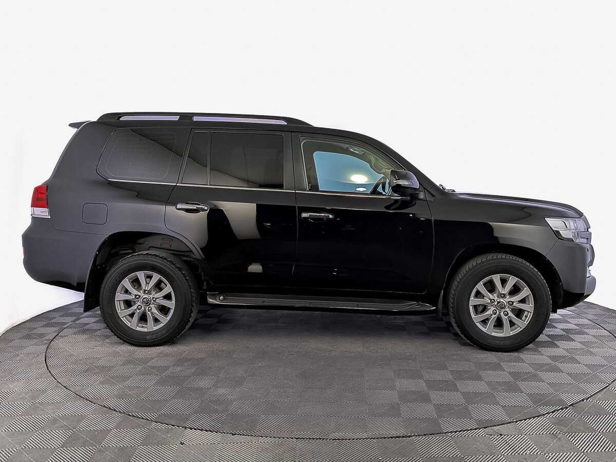 Купить Toyota Land Cruiser с пробегом. Фото: #3