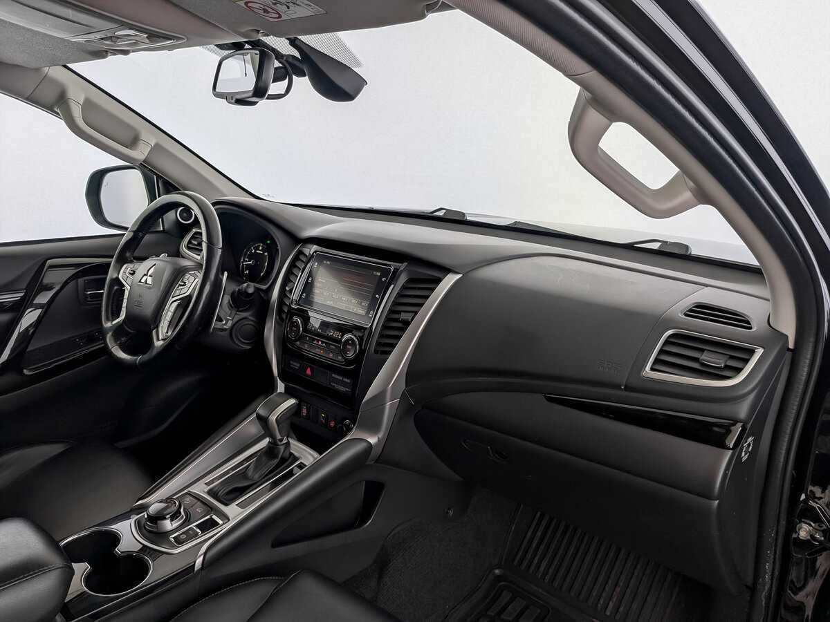 Купить Mitsubishi Pajero Sport с пробегом. Фото: #10