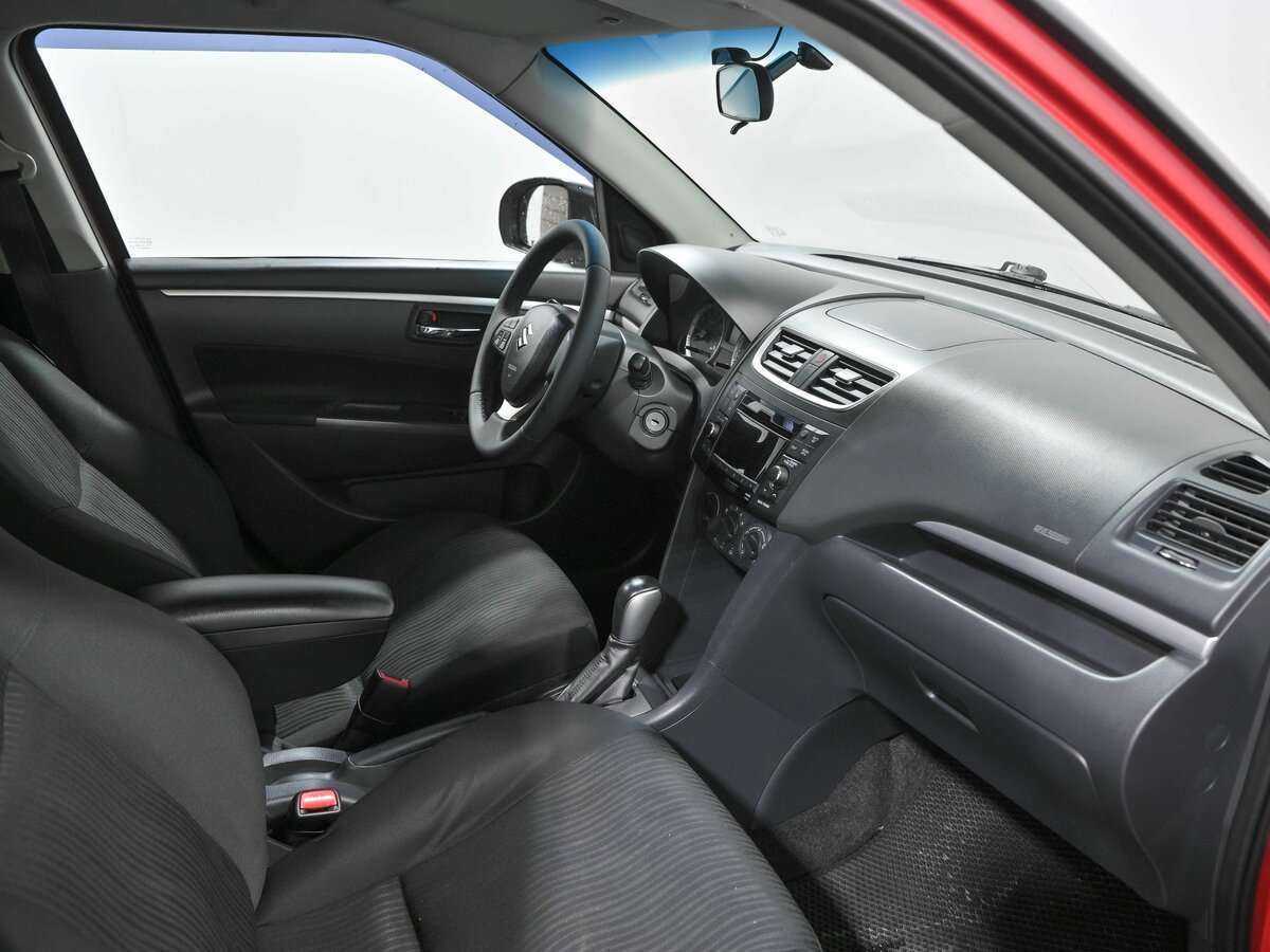 Купить Suzuki Swift с пробегом. Фото: #6