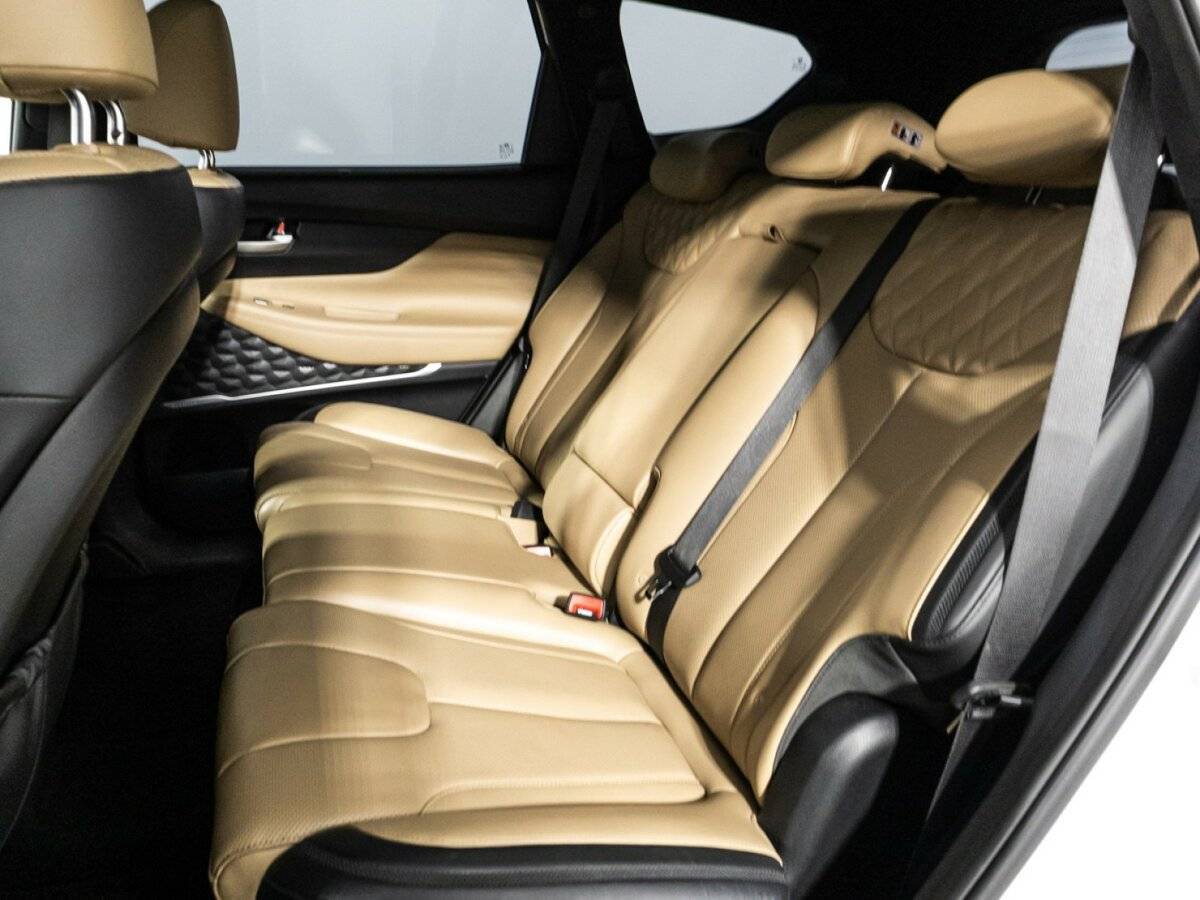 Купить Hyundai Santa Fe с пробегом. Фото: #9