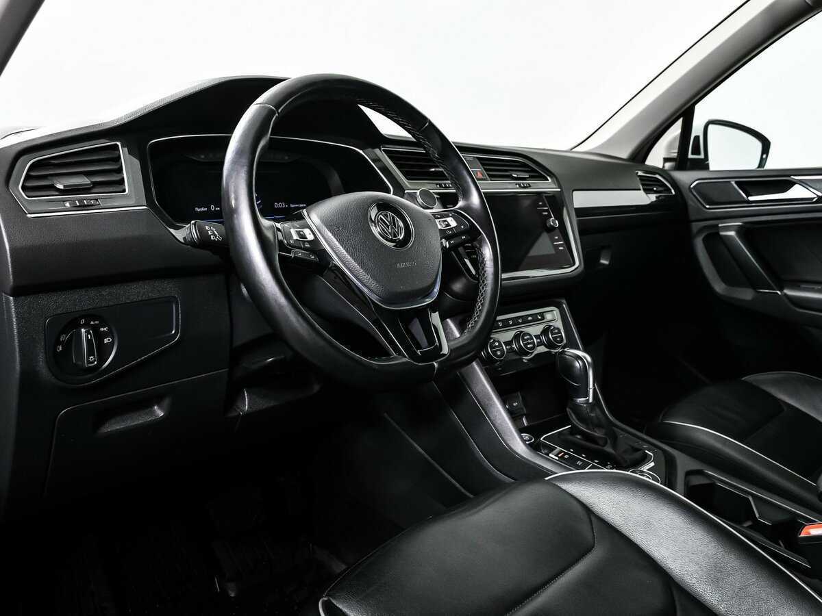 Купить Volkswagen Tiguan с пробегом. Фото: #11