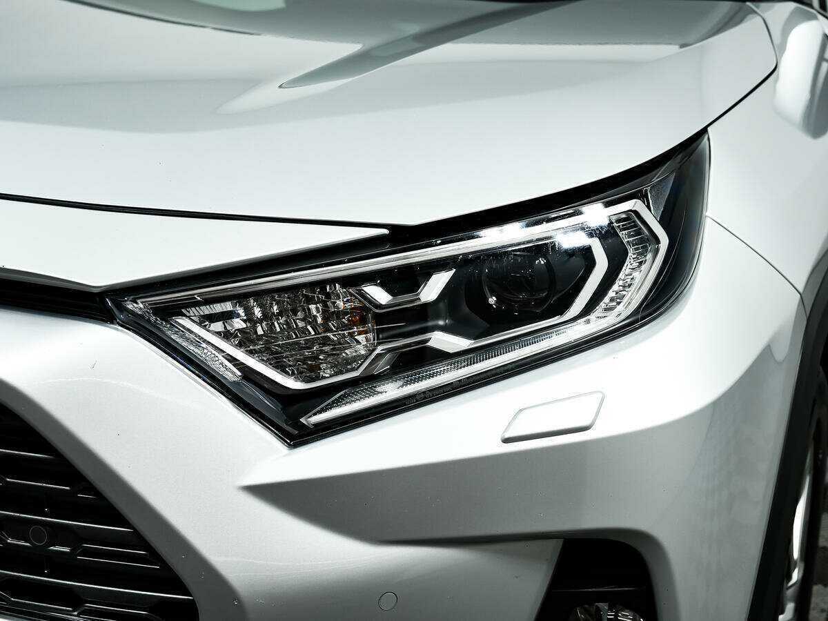 Купить Toyota RAV4 с пробегом. Фото: #14