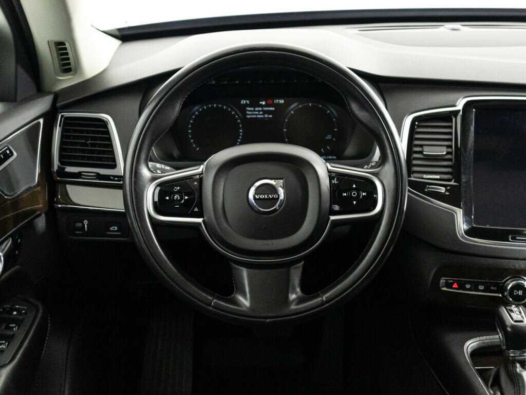 Купить Volvo XC90 с пробегом. Фото: #17