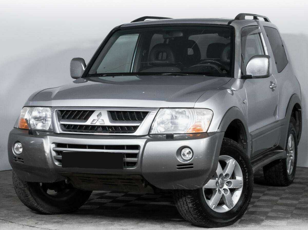 Купить Mitsubishi Pajero с пробегом. Посмотреть фото