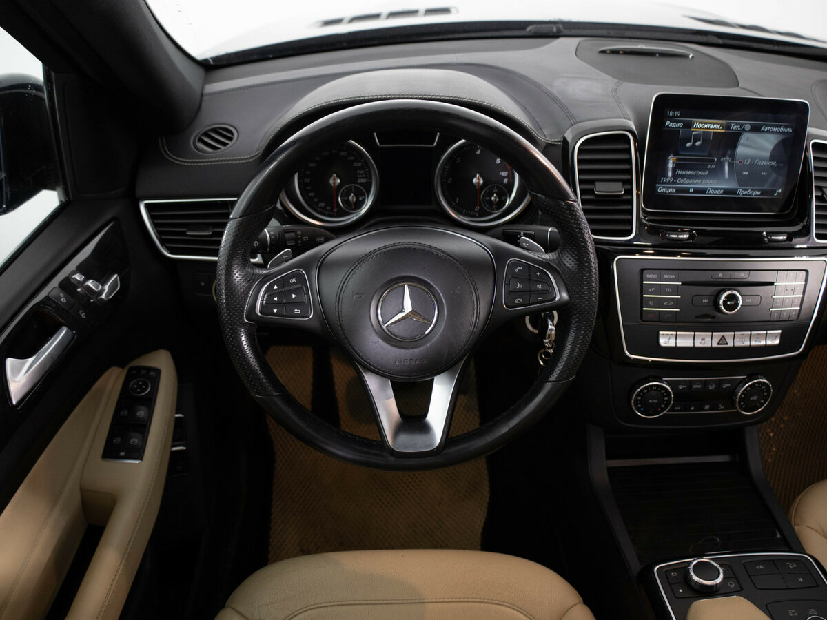 Купить Mercedes-Benz GLS с пробегом. Фото: #9