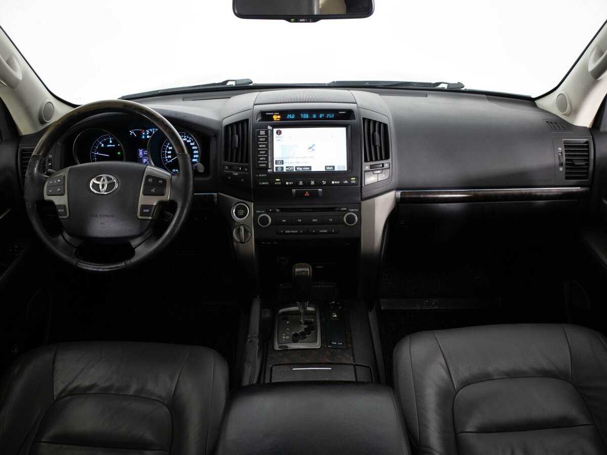 Купить Toyota Land Cruiser с пробегом. Фото: #4