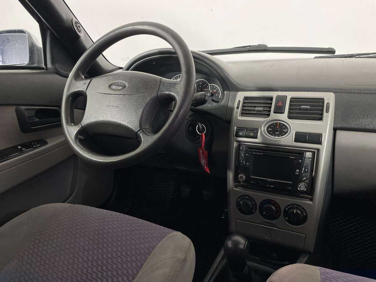 Купить Lada (ВАЗ) Priora с пробегом. Фото: #11