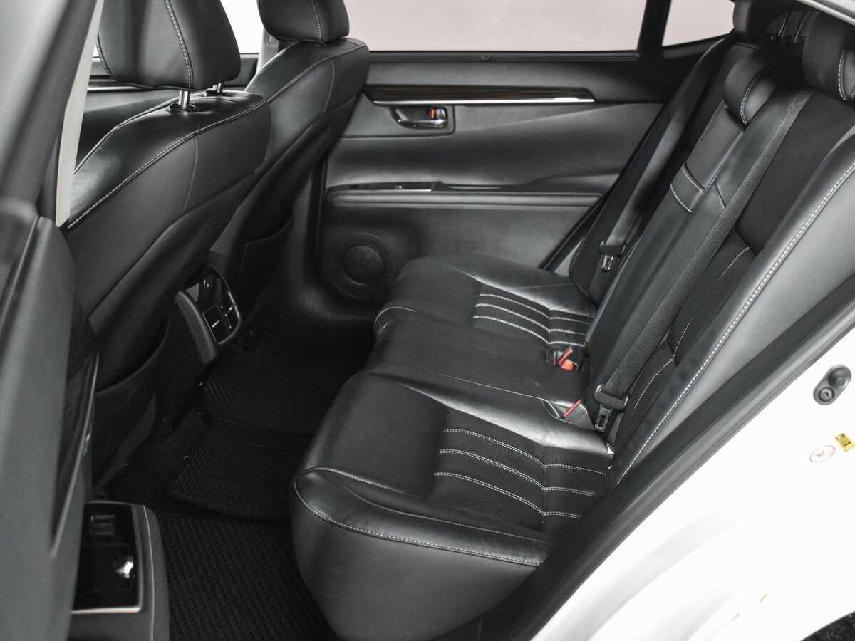 Купить Lexus ES с пробегом. Фото: #8