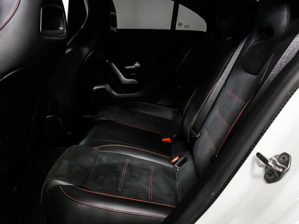 Купить Mercedes-Benz CLA с пробегом. Фото: #13