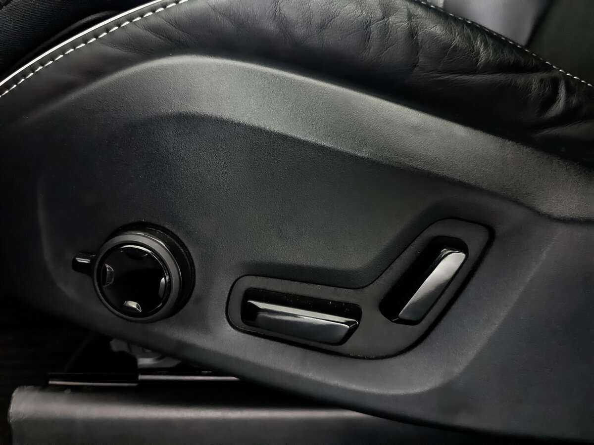 Купить Volvo XC90 с пробегом. Фото: #23