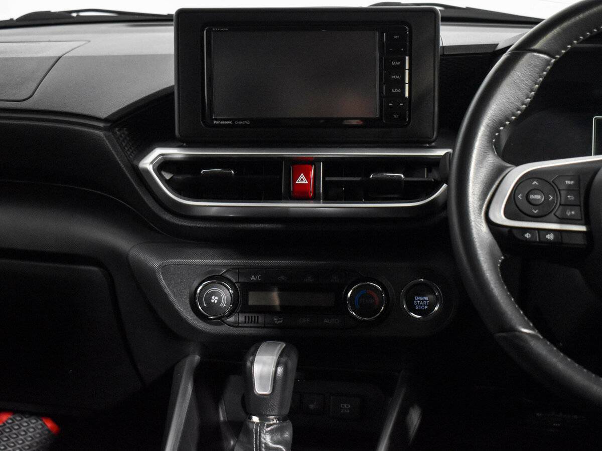 Купить Toyota Raize с пробегом. Фото: #12